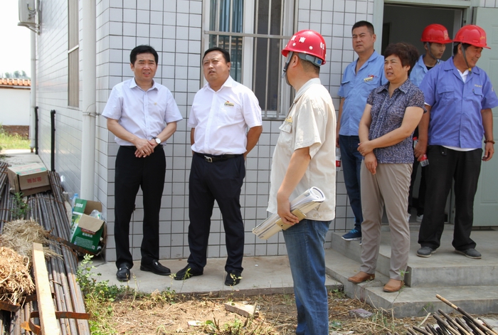 2016-7-15李董檢查工地 215.jpg