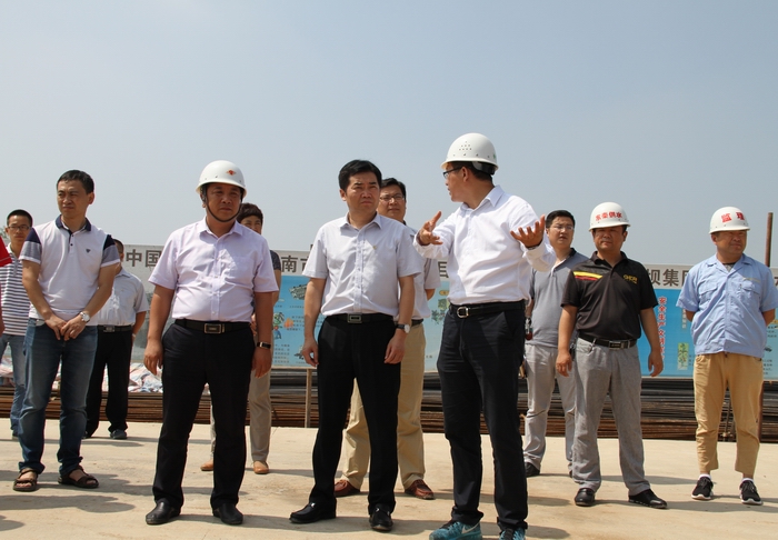 2016-7-15李董檢查工地 182.jpg