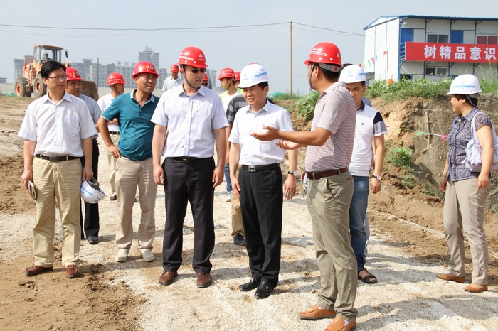 2016-7-15李董檢查工地 023.jpg
