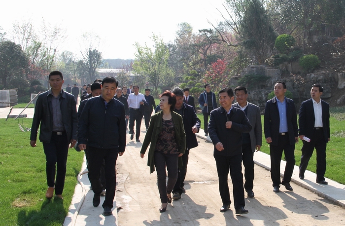 2017-4-12政協(xié)觀摩工地 084.jpg