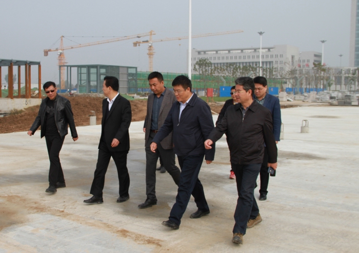 2017-10-20副市長(zhǎng)王建平檢查治污減霾 (14).jpg